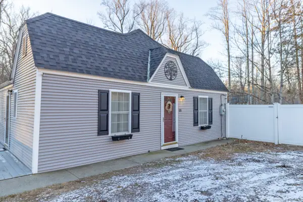 135 West High Street, East Hampton, CT 06424