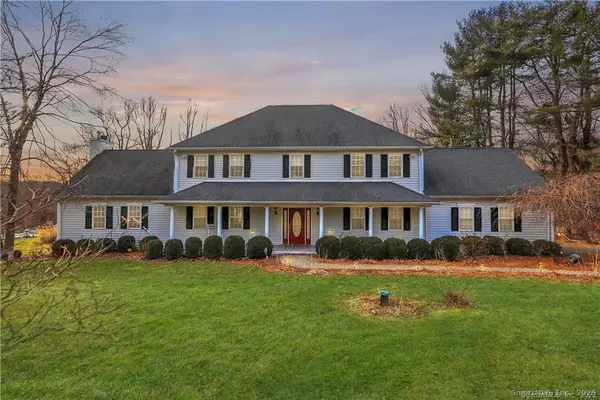 1093 Monroe Turnpike, Monroe, CT 06468