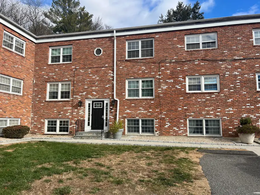 12 Terrace Place #11, New Milford, CT 06776 - Image #3