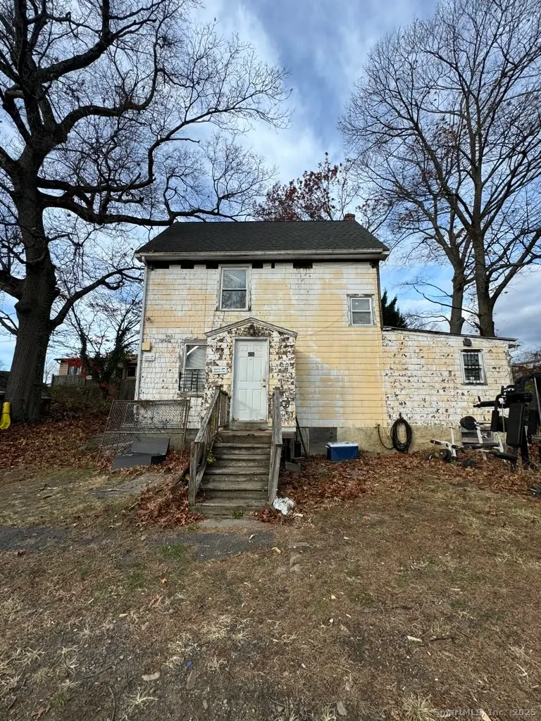 54 Agnes Street, Bridgeport, CT 06606 - Image #2