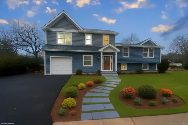 12 Sugar Plum Lane, Fairfield, CT 06824