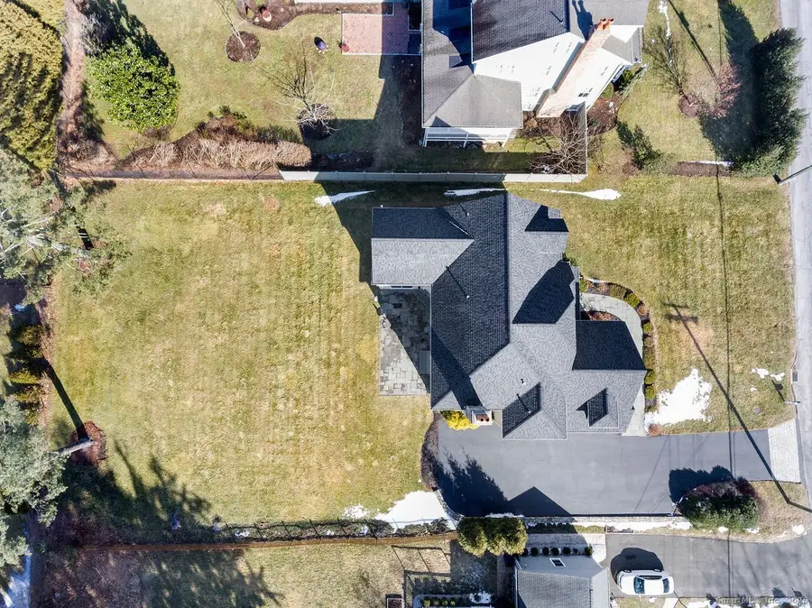 646 Mill Hill Terrace, Fairfield, CT 06890 - Image #3