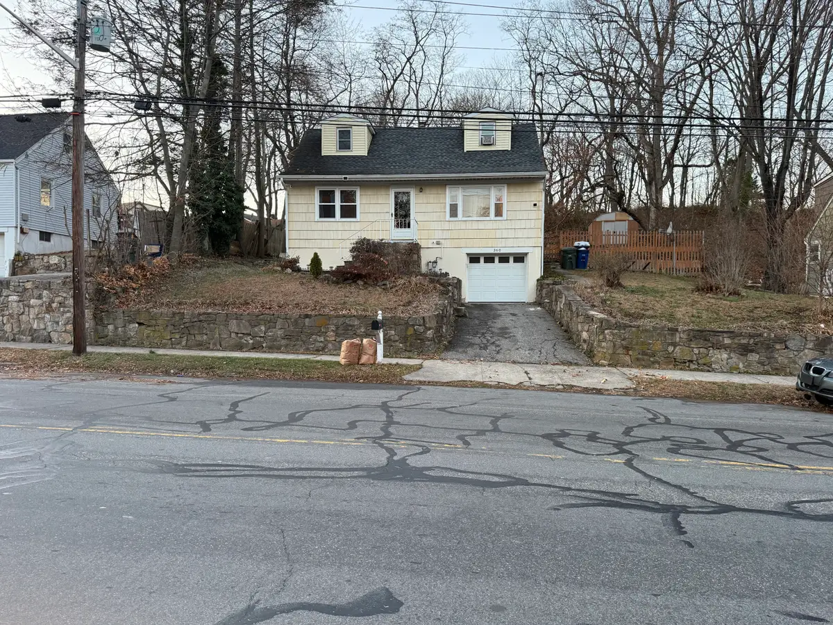 360 Vincellette Street, Bridgeport, CT 06606 - Image #1