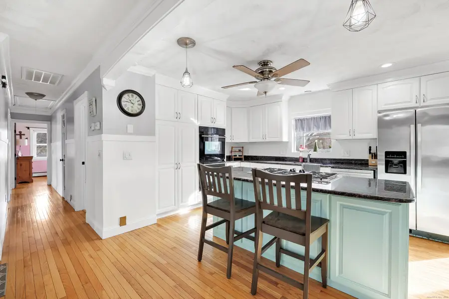 195 Meadow Park Drive, Milford, CT 06461 - Image #3