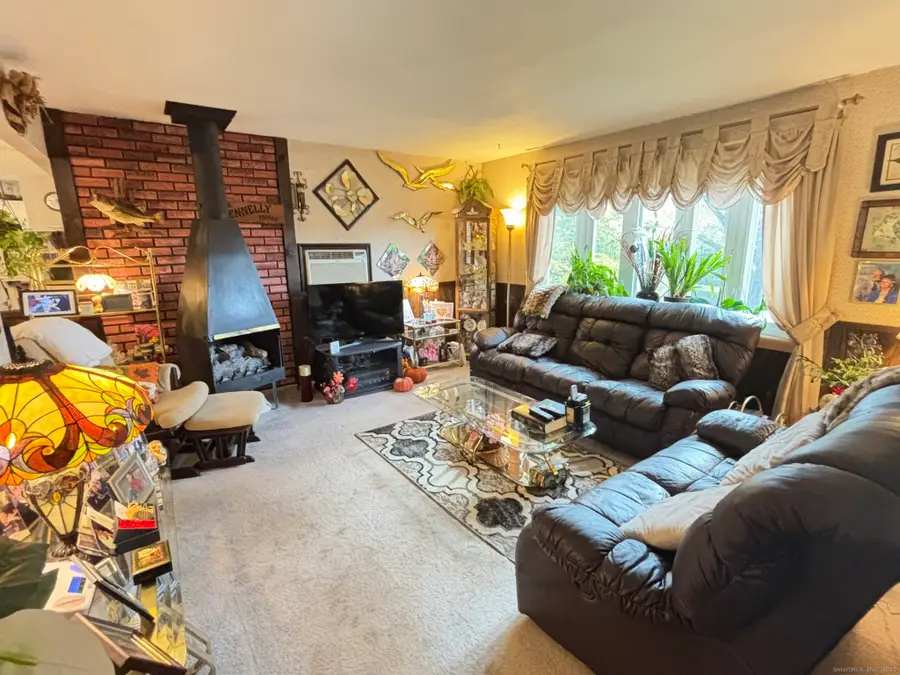 38 Arbor Avenue, Naugatuck, CT 06770 - Image #3