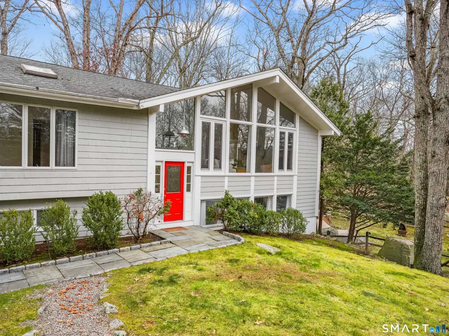 25 Riverbank Drive, Stamford, CT 06903 - Image #2
