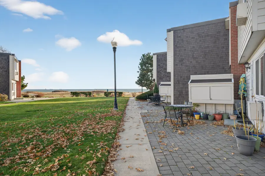 142 West Walk #142, West Haven, CT 06516 - Image #2