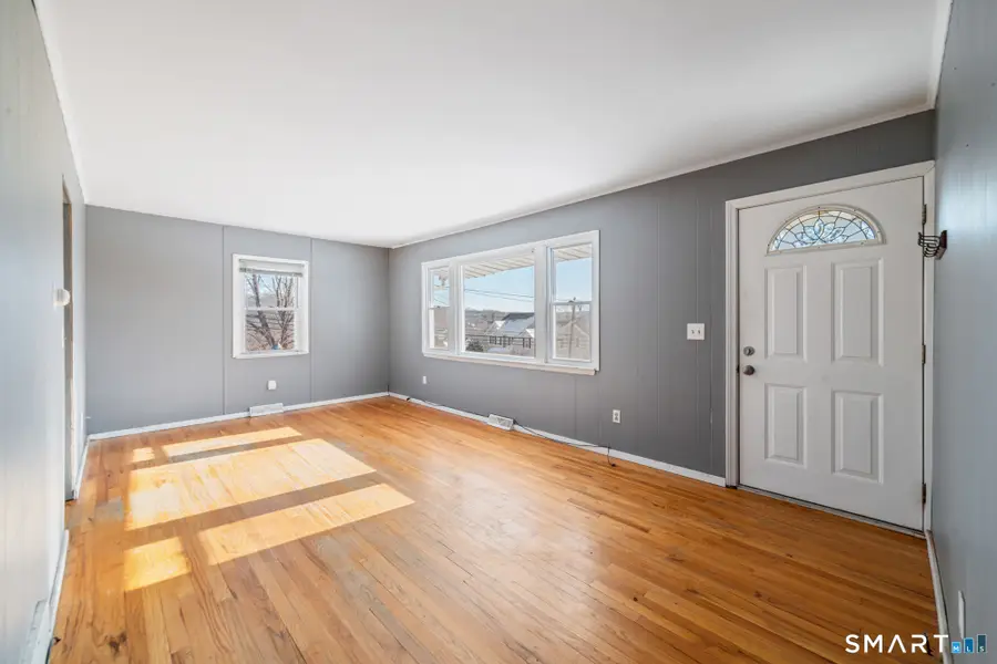 17 Morningstar Drive, Seymour, CT 06483 - Image #3