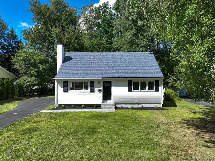 32 Miles Standish Drive, West Hartford, CT 06107 - Image #3