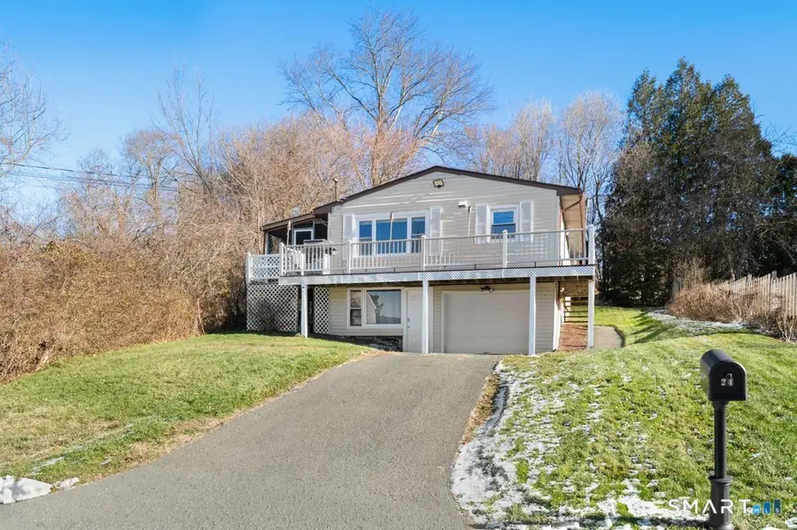 24 Lloyd Avenue, New Fairfield, CT 06812 - Image #2