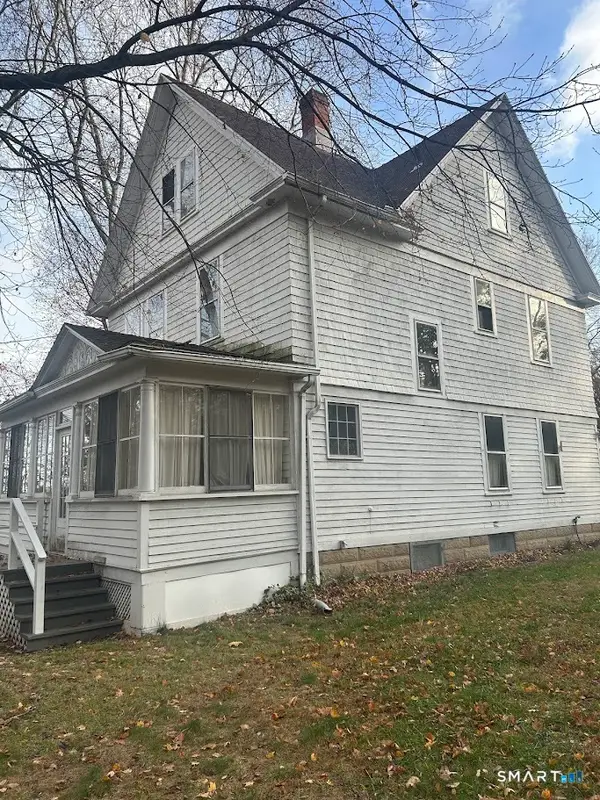 546 Church Hill Road, Trumbull, CT 06611