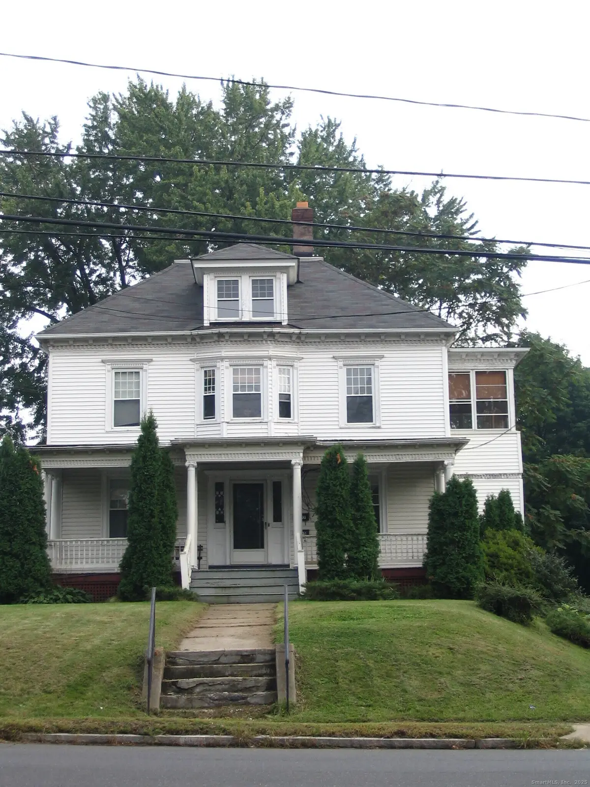 395 Park Road, West Hartford, CT 06119 - Image #1