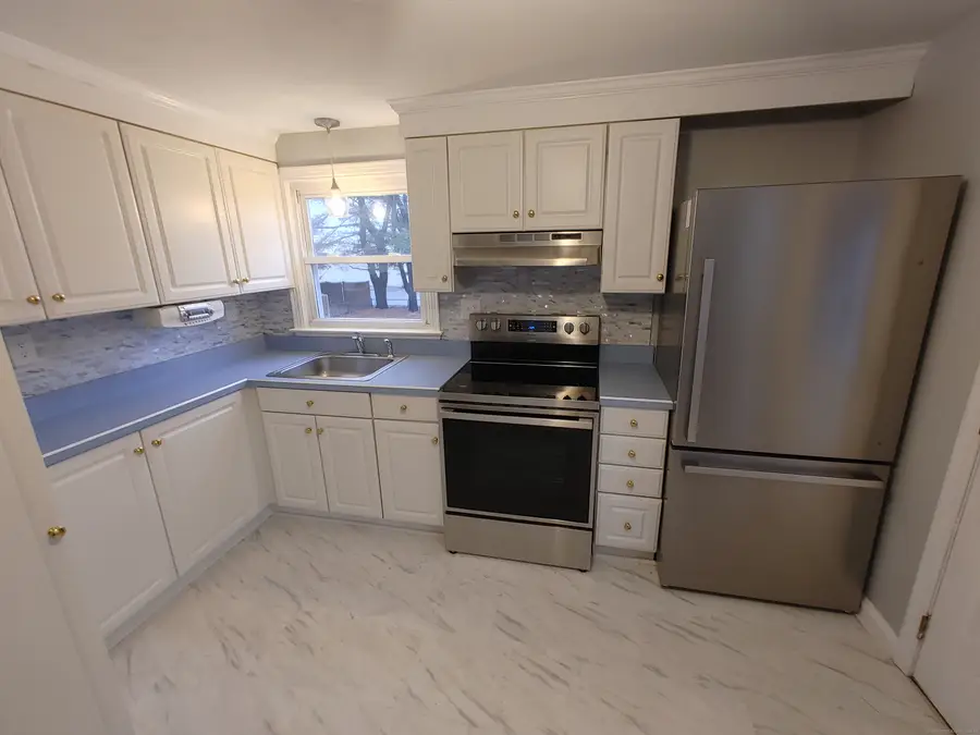 54 Greenwood Drive, Manchester, CT 06042 - Image #2