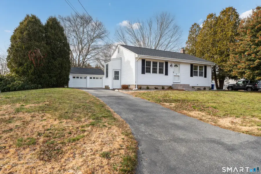18 Mackenzie Road, Waterford, CT 06385 - Image #2