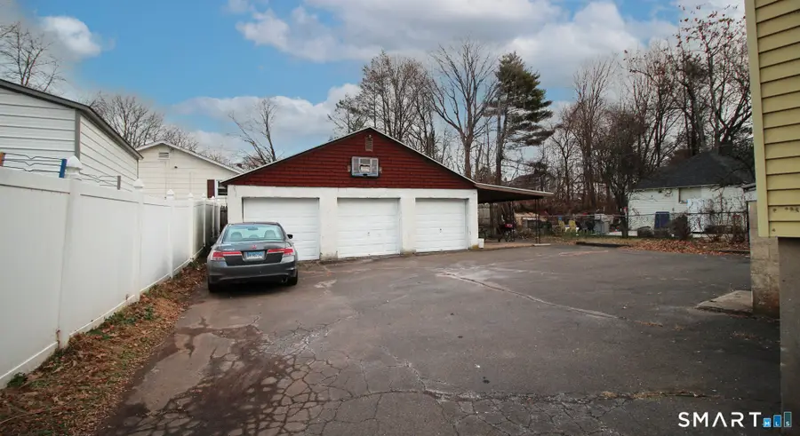 221 Grove Street, Meriden, CT 06451 - Image #2