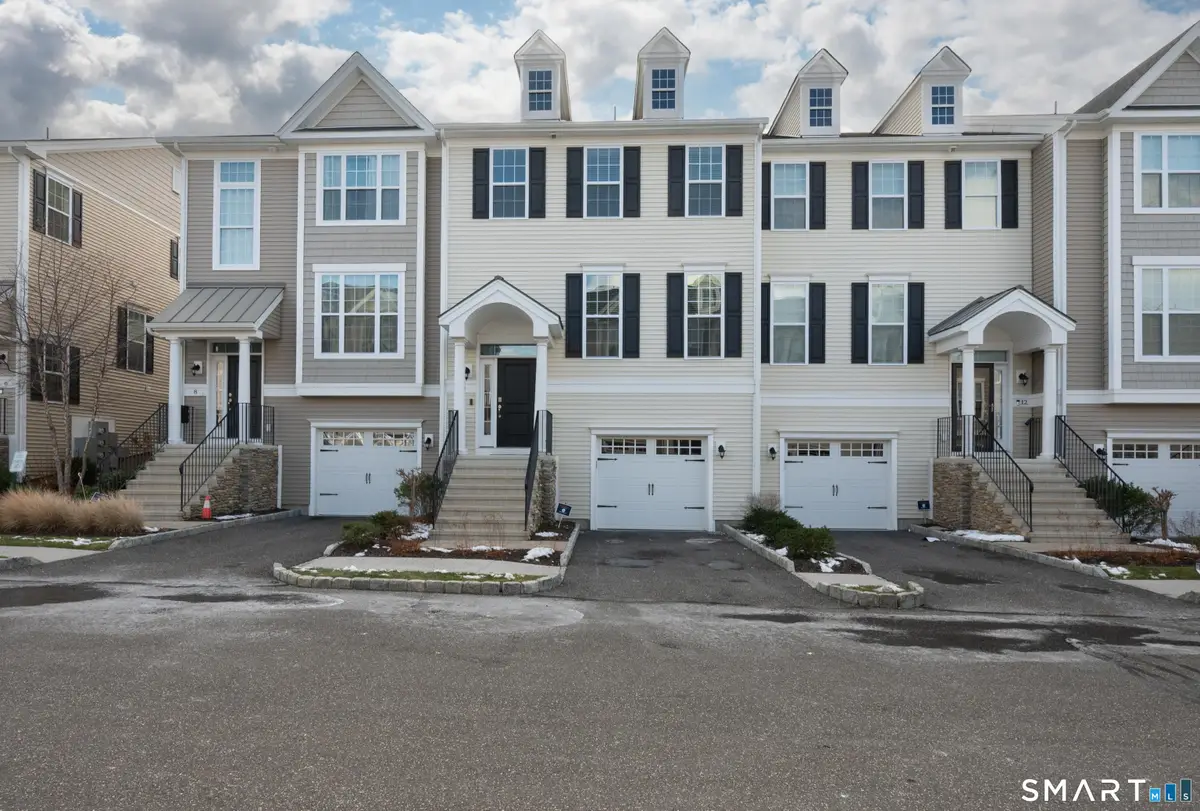 10 Putnam Lane #10, Danbury, CT 06810 - Image #1