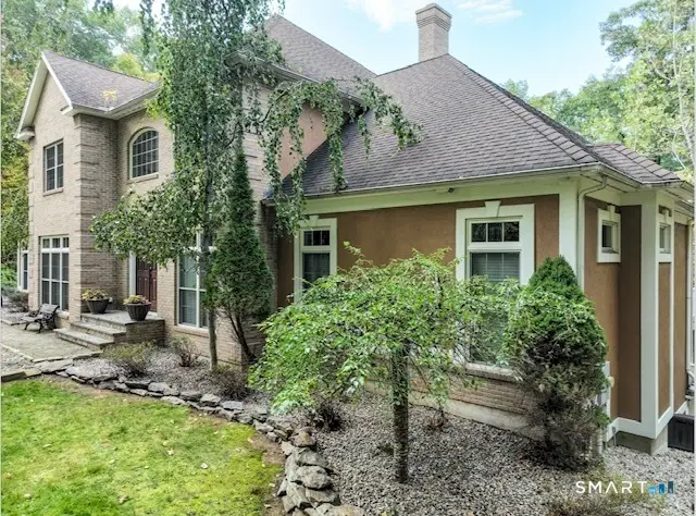 4 Southdown Drive, Bristol, CT 06010 - Image #3