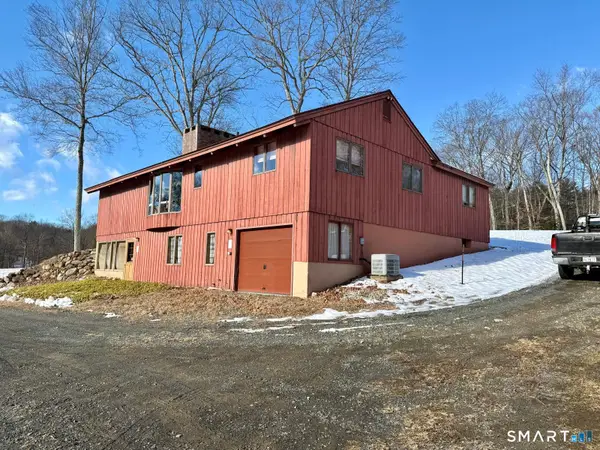 9 Dara Lane, Granby, CT 06060