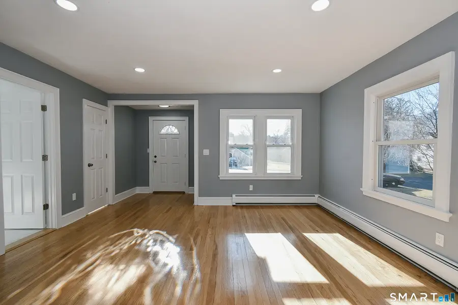 31 Grant Street, Vernon, CT 06066 - Image #3