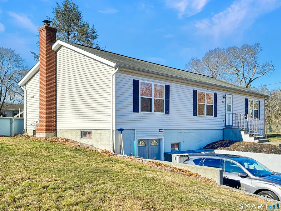 14 Bluff Road, Gales Ferry, CT 06335 - Image #2