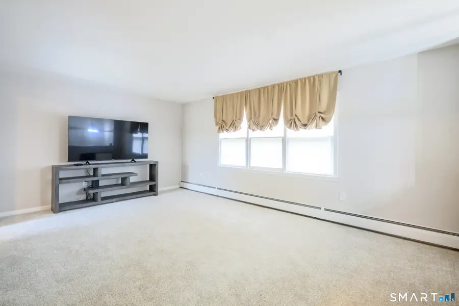 17 Lyme Street, Windsor, CT 06095 - Image #2