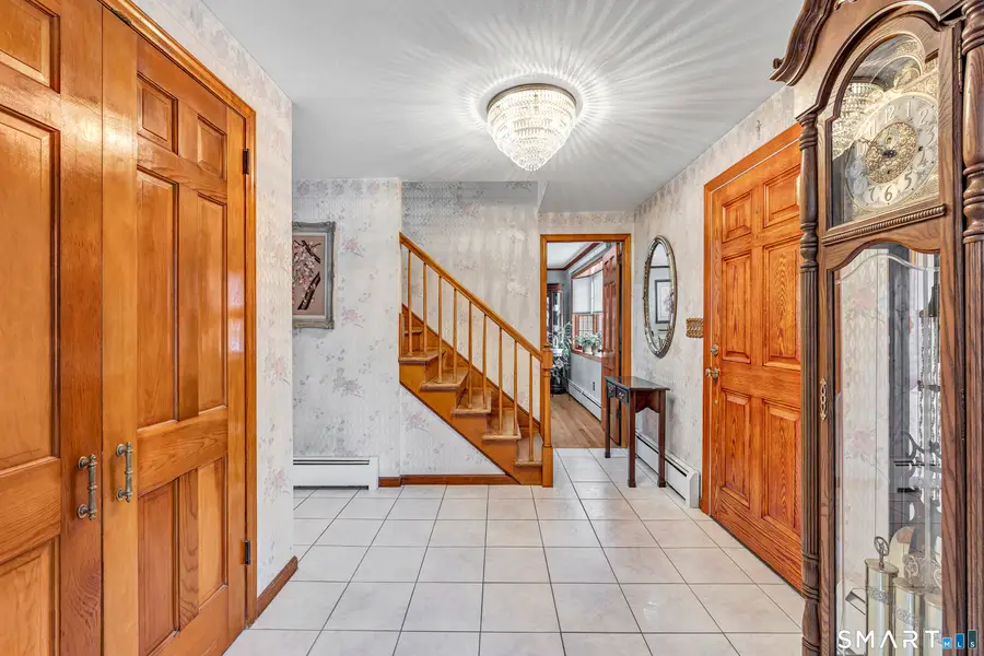 83 Seeley Road, Trumbull, CT 06611 - Image #3