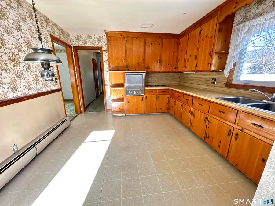 80 Southwest Avenue, Windsor Locks, CT 06096 - Image #2