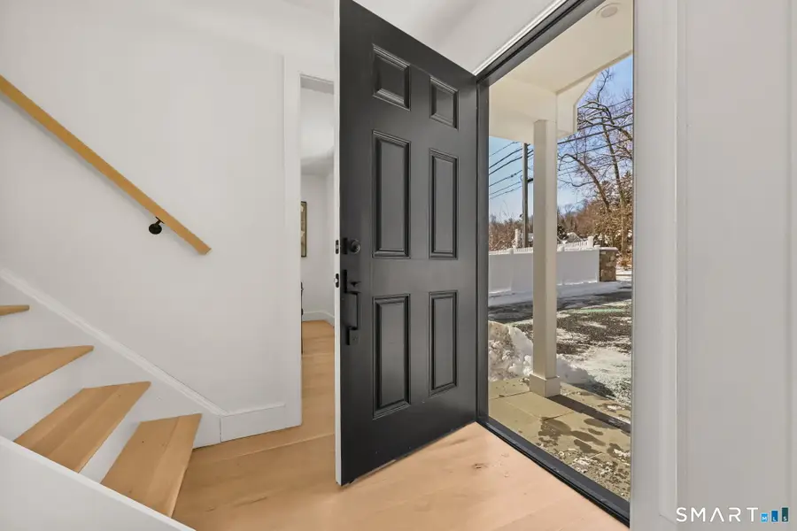 18 Sound Beach Avenue, Greenwich, CT 06830 - Image #3