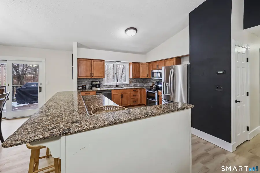 7 Circuit Avenue, Watertown, CT 06795 - Image #3