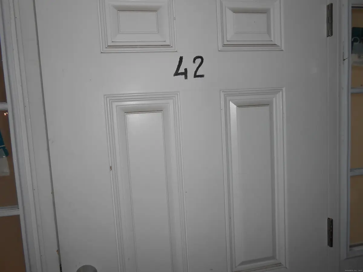 50 Greenhouse Road #42B, Bridgeport, CT 06606 - Image #1