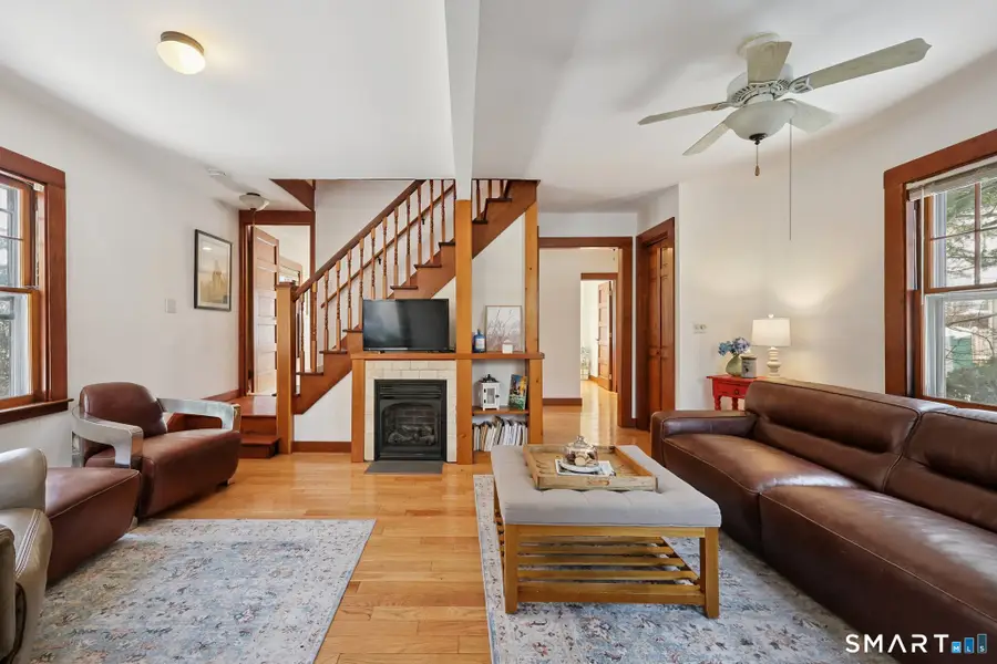 24 Railroad Avenue, Madison, CT 06443 - Image #3