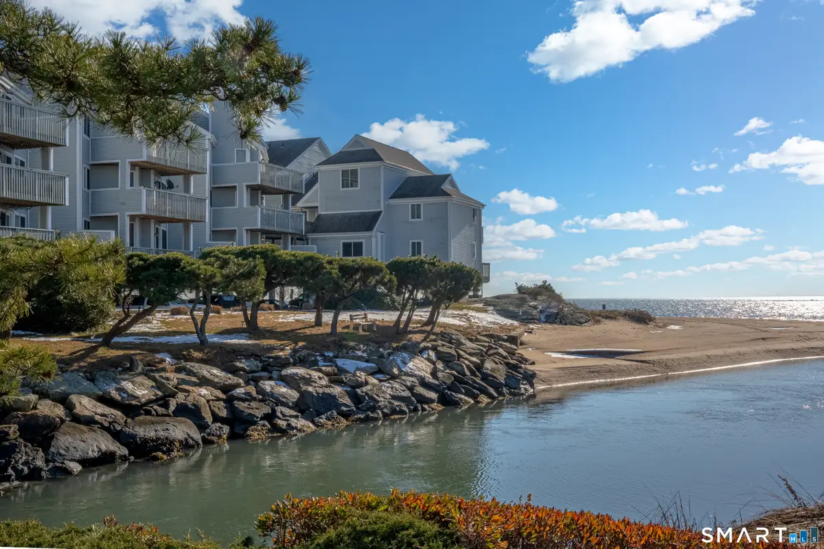 1 Mansfield Grove Road #APT 103, East Haven, CT 06512 - Image #1