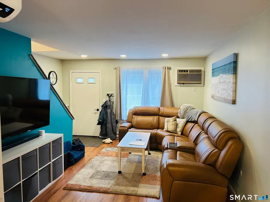 161 Cynthia Lane #APT E5, Middletown, CT 06457 - #3