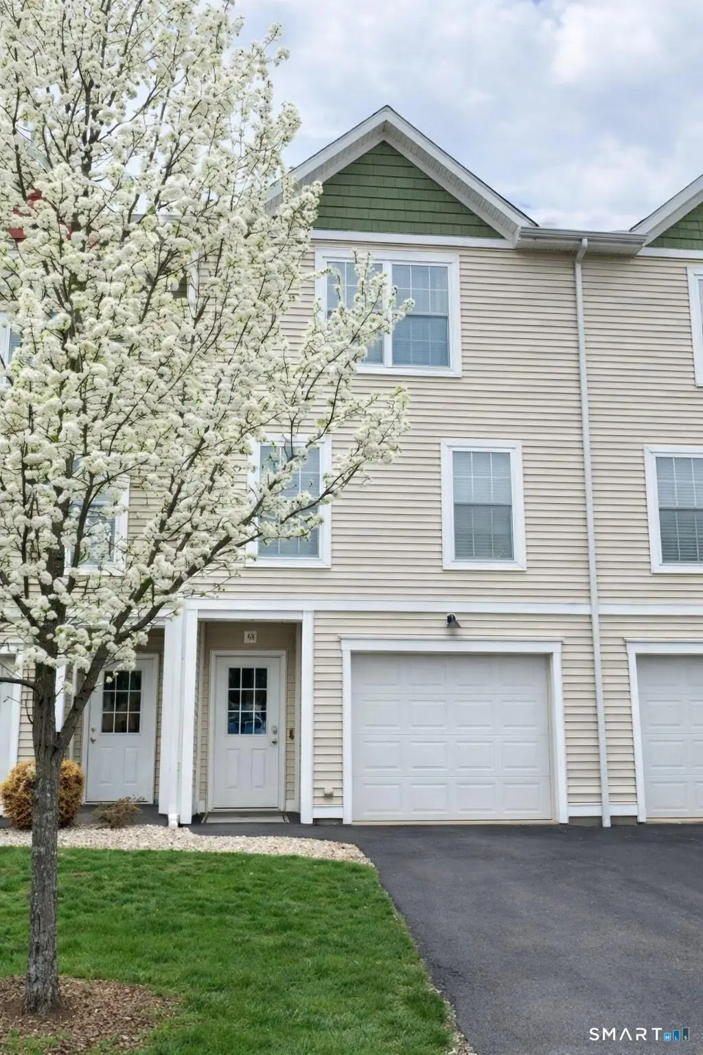 55 Columbus Boulevard #14, Southington, CT 06489 - Image #1
