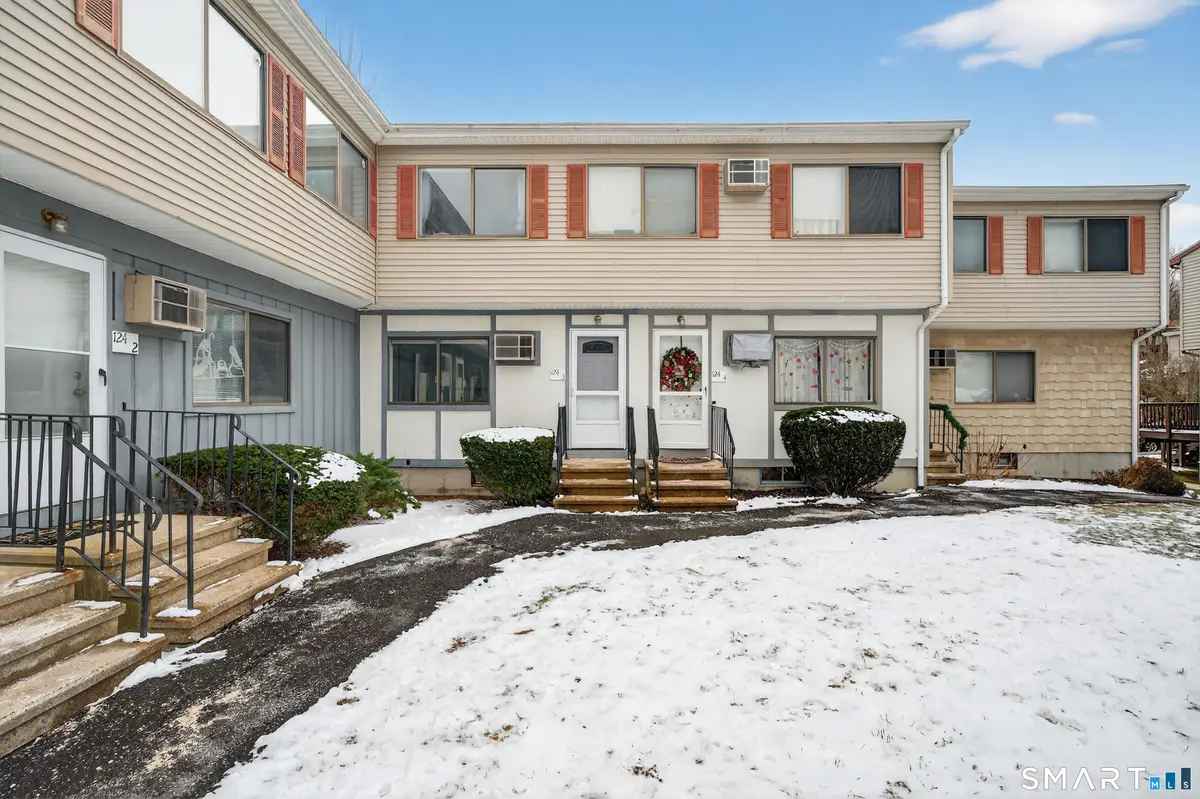 124 Lantern Park Drive #3, Naugatuck, CT 06770 - Image #1