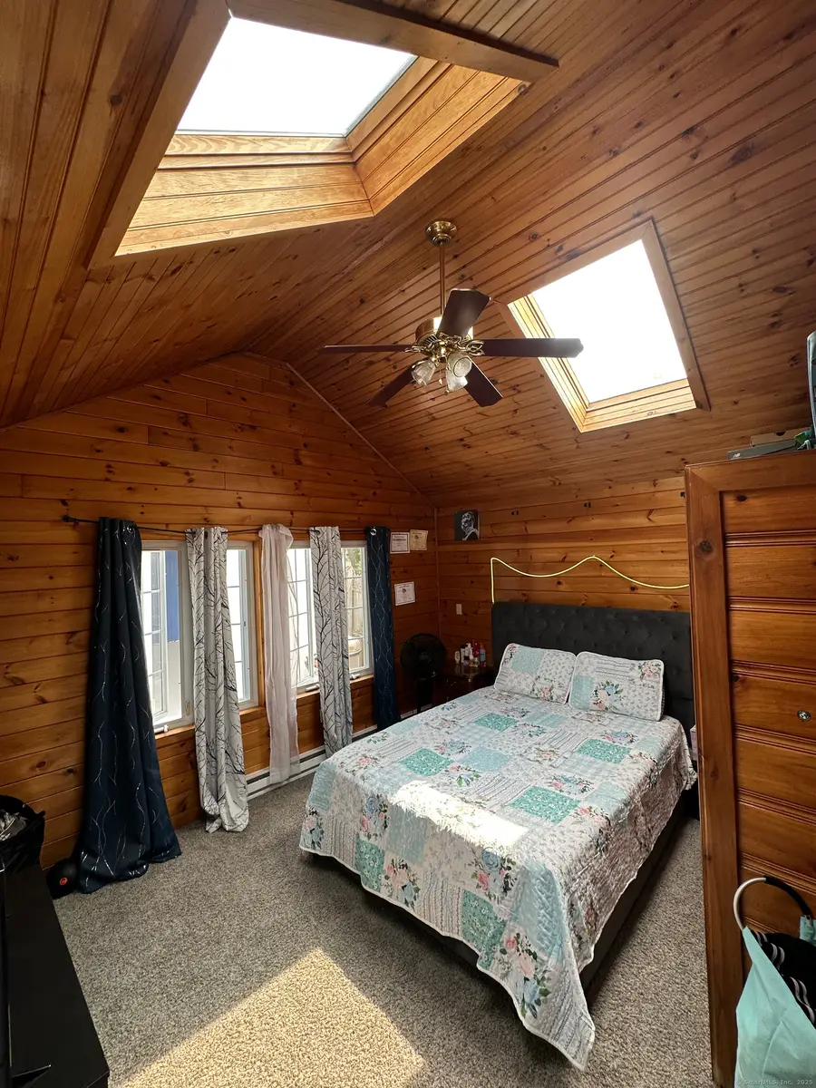 24 Bel Aire Circle, Windsor Locks, CT 06096 - Image #3