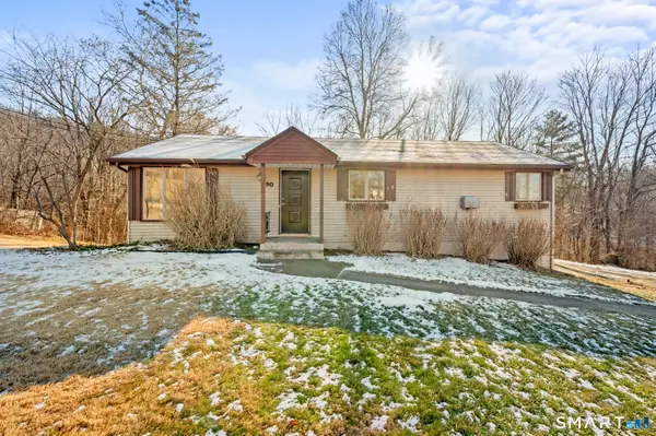 90 Pinnacle Road, Plainville, CT 06062