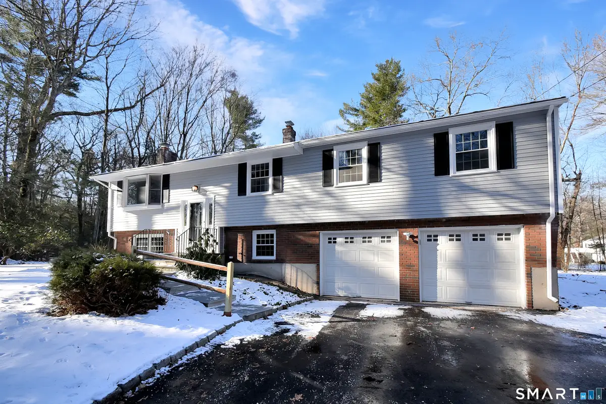 29 Minister Brook Drive, Simsbury, CT 06070 - Image #1