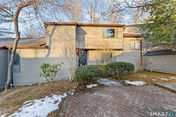 4 Heather Court #4, Woodbury, CT 06798