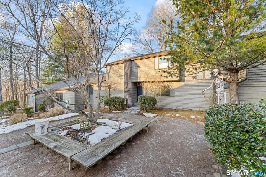 4 Heather Court #4, Woodbury, CT 06798 - Image #2