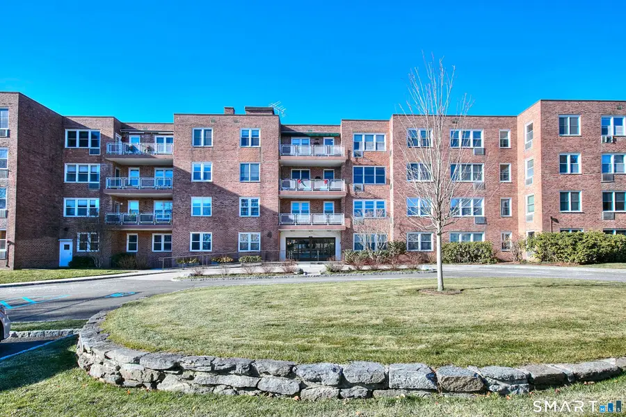 4 Putnam Hill Road #2B, Greenwich, CT 06830 - Image #2