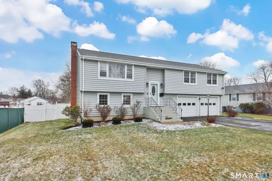 24 Ridge Crest Circle, Wethersfield, CT 06109 - Image #2