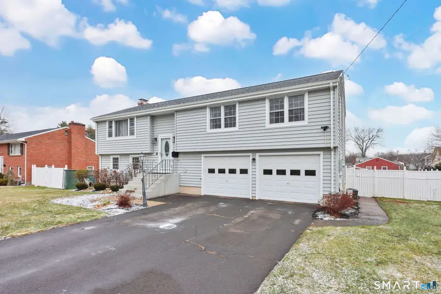 24 Ridge Crest Circle, Wethersfield, CT 06109 - Image #3
