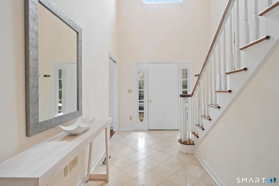 15 Old Stamford Road #D, New Canaan, CT 06840 - Image #3