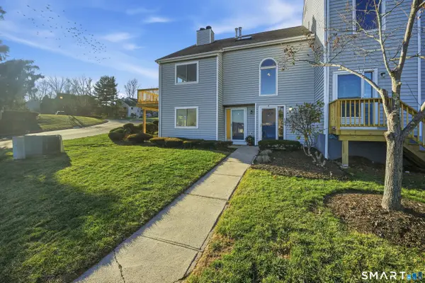 3 Hunters Run #3, Cromwell, CT 06416