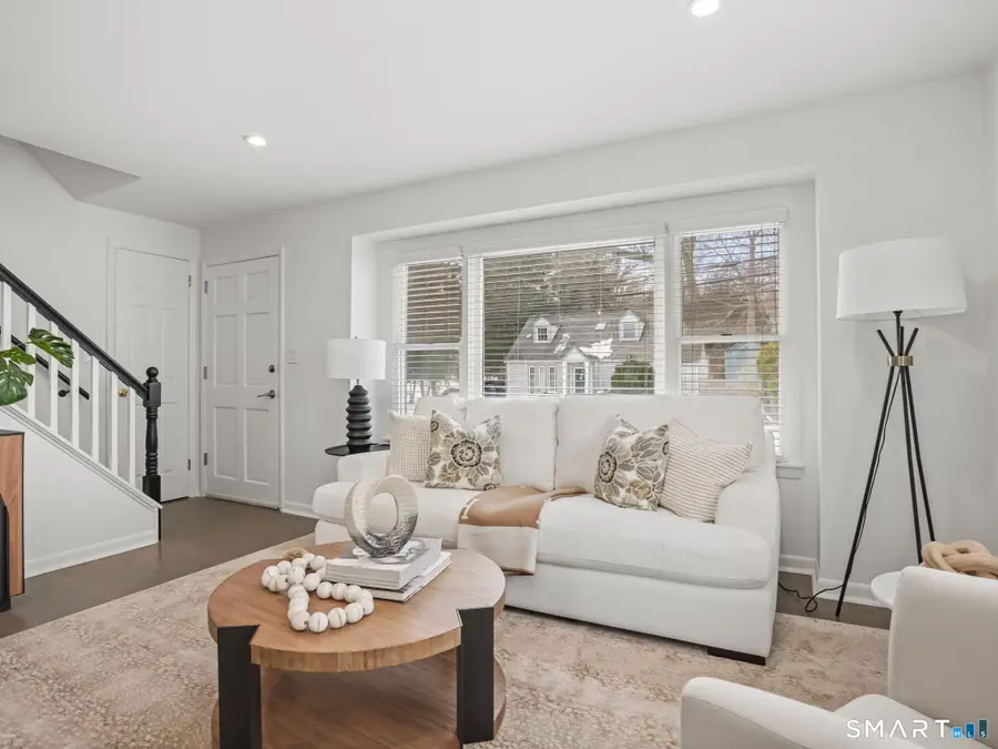 915 South Pine Creek Road, Fairfield, CT 06824 - #3