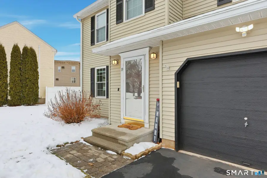 19 Rainbow Creek, Windsor, CT 06095 - Image #3