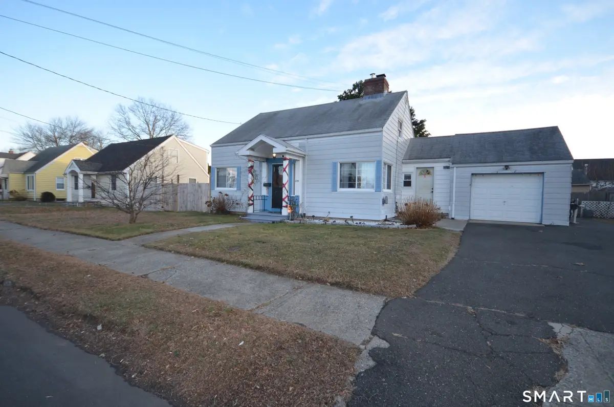855 Burnsford Avenue, Bridgeport, CT 06606 - Image #1