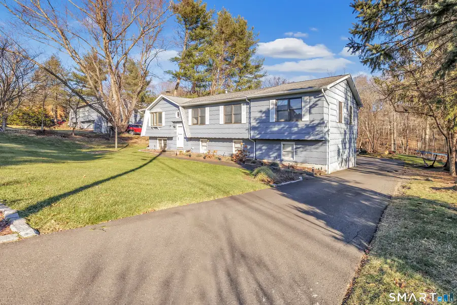 32 Autumn Ridge Road, Milford, CT 06461 - Image #3