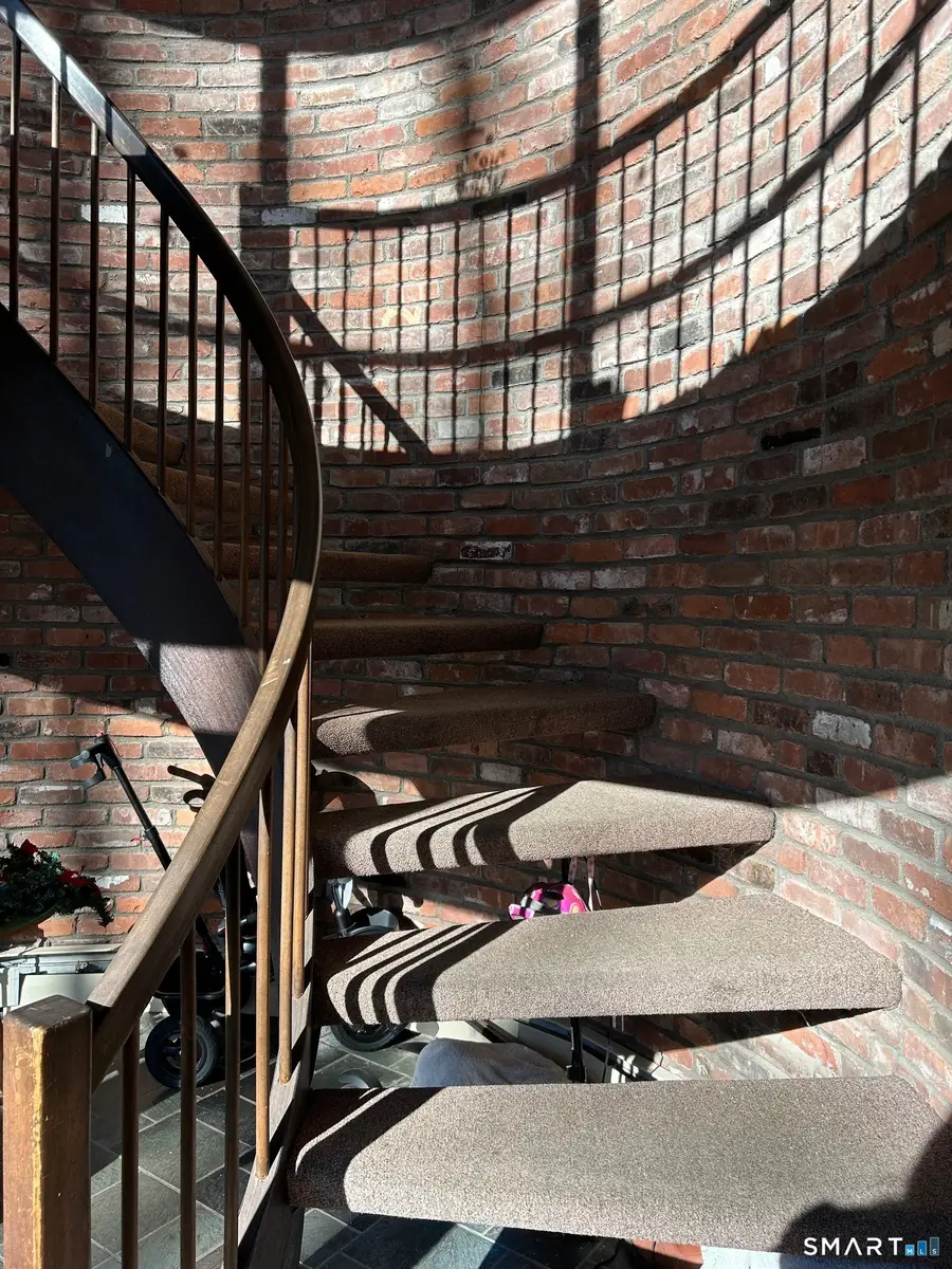 126 Sherman Hill Road #APT B12, Woodbury, CT 06798 - Image #2